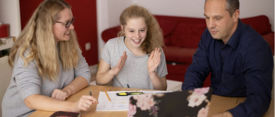 Achieve Your Goals with the Help of a Dubai Tutor